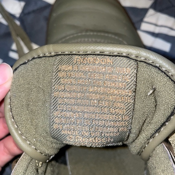 Men’s Reebok Shoes - Picture 3 of 4